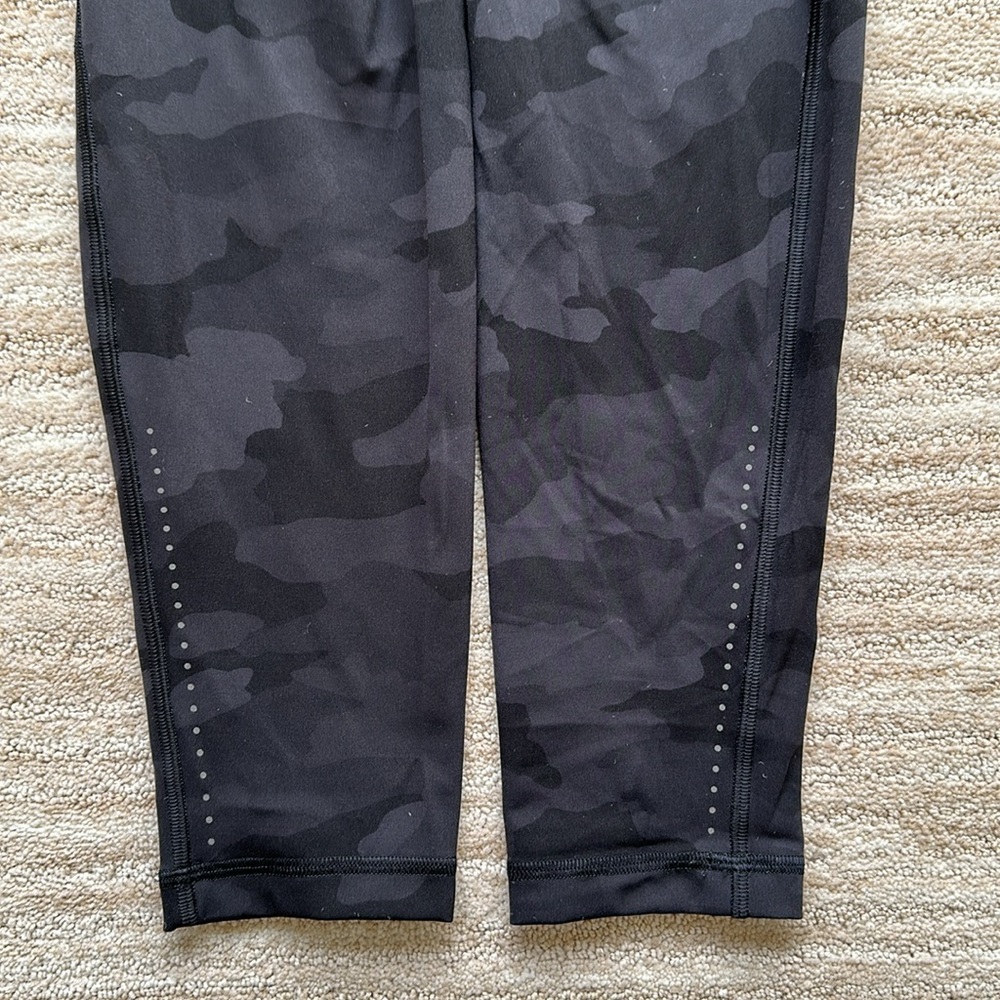 Lululemon Swift Speed High-Rise Tight 28" Heritage 365 Camo Deep Coal Multi - Picture 8 of 16